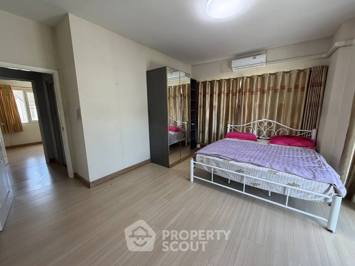 รูป บ้าน 4-ห้องนอน ใน บางเมือง (ID 3029123) - รูปที่ 8/14