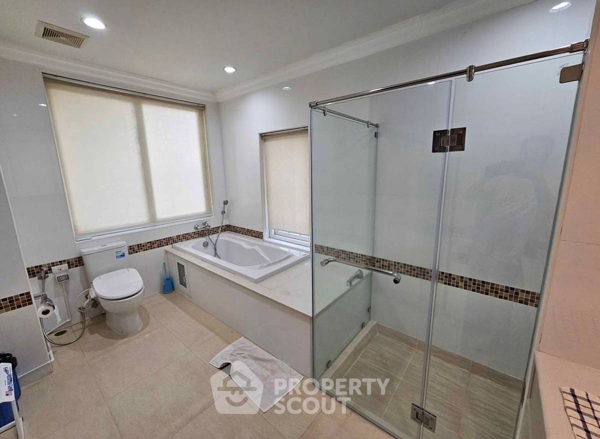 รูป คอนโดให้เช่า 2 ห้องนอน ขนาด 120 ตร.ม. ในโครงการ LK Legend พัทยาใต้ (ID 3039011) - รูปที่ 6/13