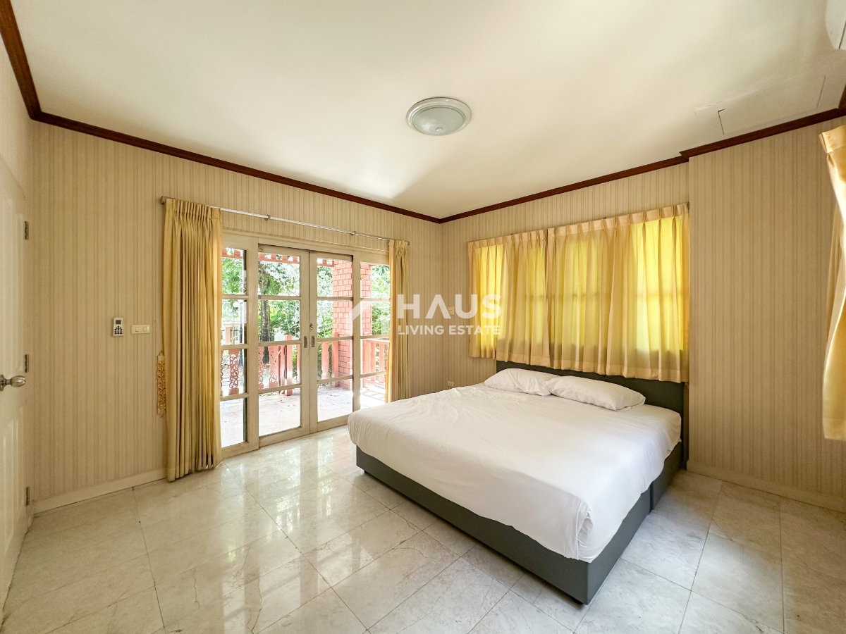 picture Pruekpirom Regent Pinklao / 4 Bedrooms #HBGY014 - 6/20