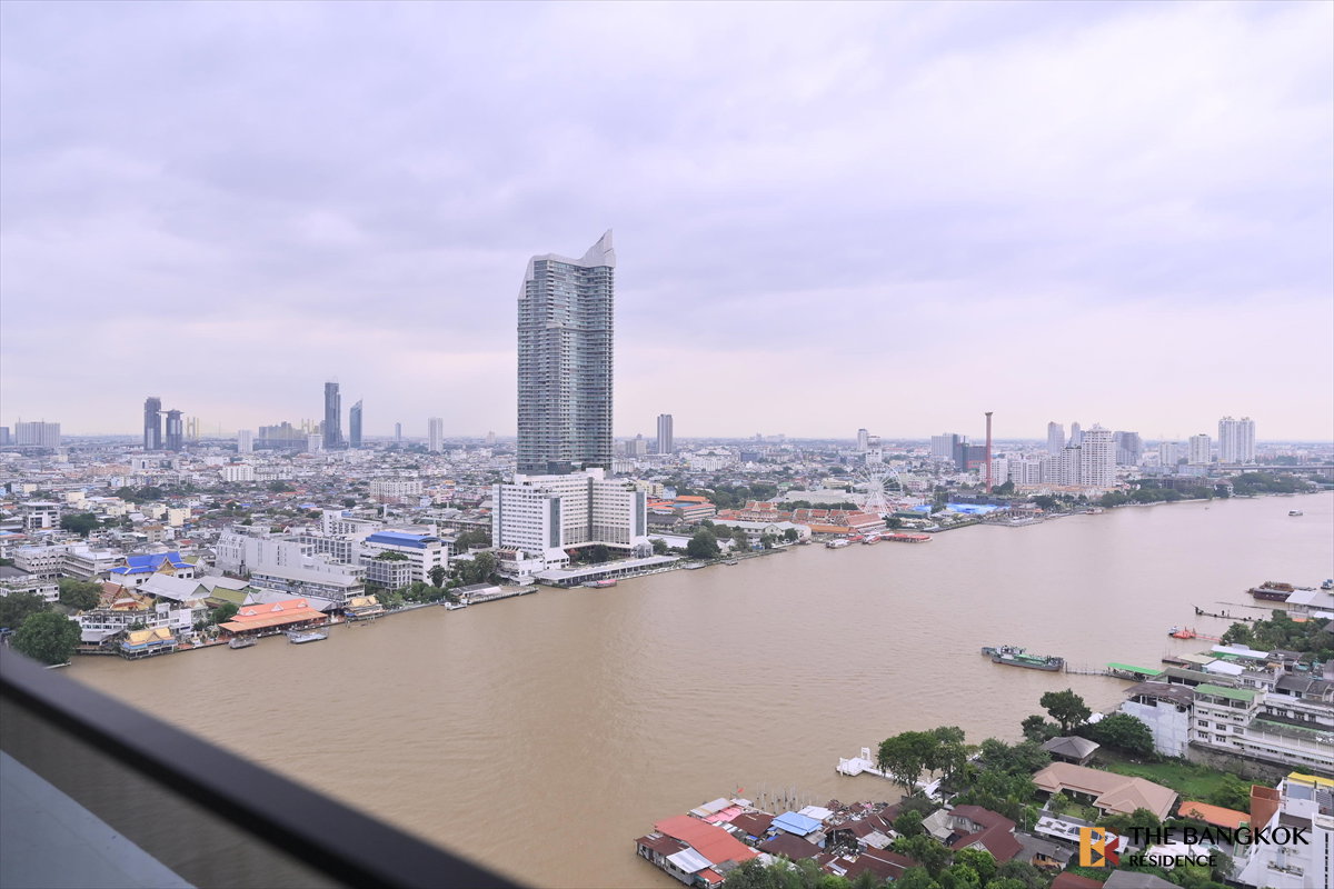 รูป One of the best 2-br layouts 🌃 @ Chapter Charoennakhorn-Riverside 🌊 stunning river view  - รูปที่ 3/8
