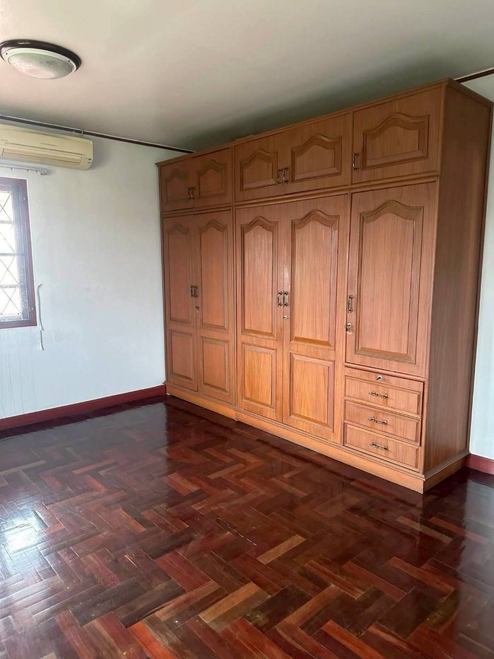 รูป บ้านให้เช่าทำเลดี ตลิ่งชัน ฉิมพลี 28 ใกล้สถานีรถไฟฟ้าสายสีแดงสถานีตลิ่งชัน ใกล้สายใต้ใหม่ - รูปที่ 6/17