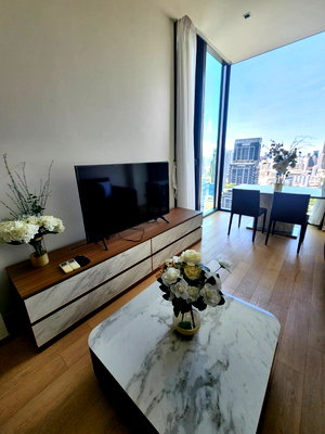 Condos for rent : 28Chidlom. 1bed 50sqm. Line id: @pfagent