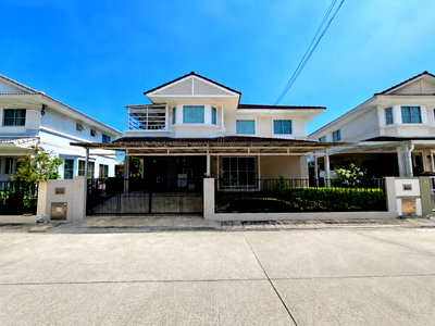 Houses for sale วิทยาลัยเทคนิคกาญจนาภิเษกสมุทรปราการ : Two-story detached house in Pruklada Bangna project. Convenient transportation.