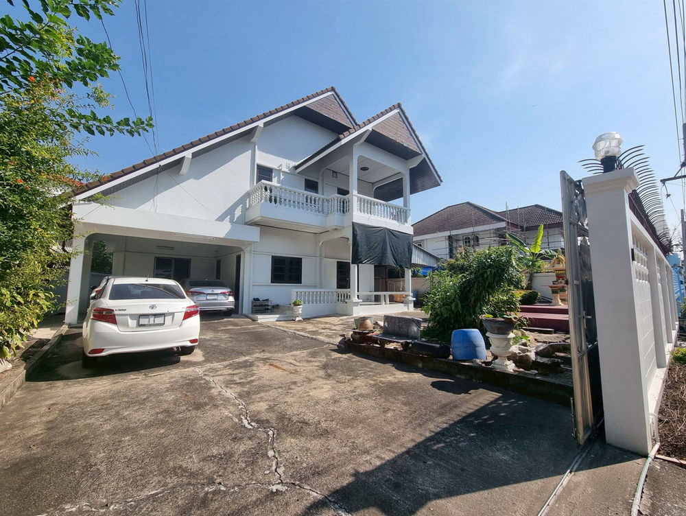 รูป Call : 081-343-6920 ขายบ้านเดี่ยว ถนนจักกะพาก ปากน้ำ สมุทรปราการ เนื้อที่ 122.8 ตารางวา 6 ห้องนอน 2 ห้องน้ำ จอดรถ 6 คัน ตรงข้าม รพ.สมุทรปราการ - รูปที่ 1/12