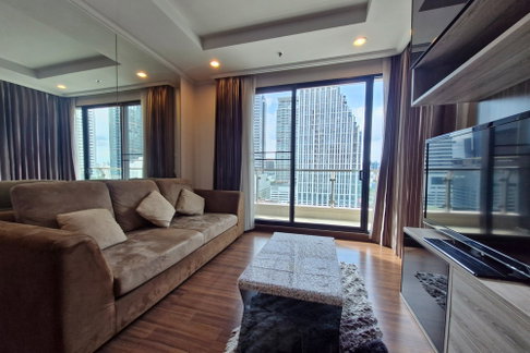 🔥 For Sale !!🔥 Supalai Elite Sathorn - Suanplu, 2 bed 2 bath, high floor 13++, pool view, rare item, Code C20221201385 furnished, Special Deal!!
