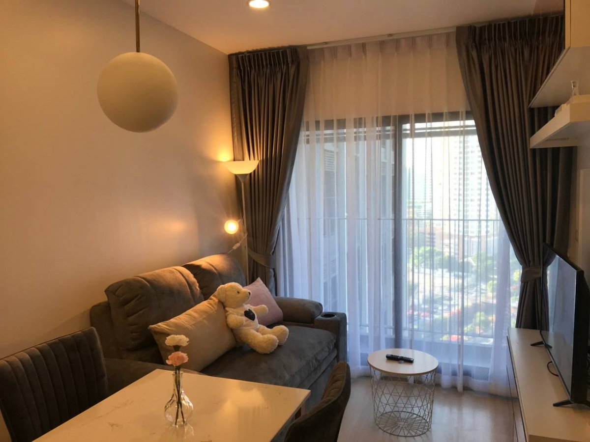 รูป Knightsbridge Prime Sathorn【𝐒𝐄𝐋𝐋 & 𝐑𝐄𝐍𝐓】🔥 อบอุ่น ละมุนตา ห้องแต่งสวยสไตล์ Cozy Warm Tone🔥 ติดต่อไลน์ไอดี: @hacondo - รูปที่ 2/6