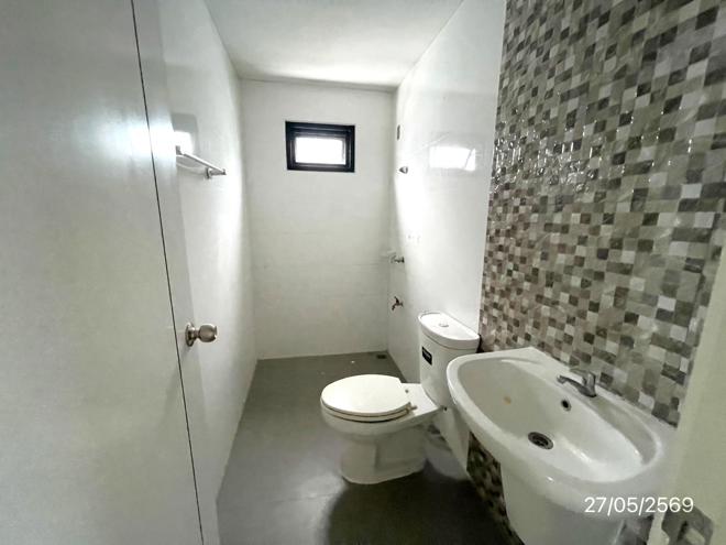 picture TOWN HOUSE 27.3 Sq.w. Si Racha Chonburi for 2.9M - 18/44