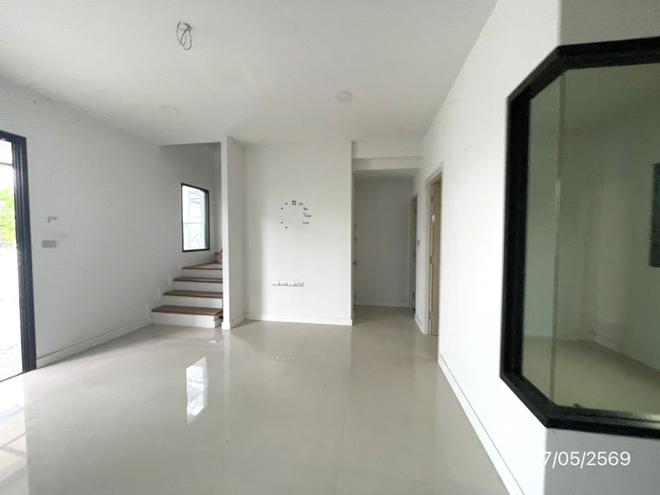 picture TOWN HOUSE 27.3 Sq.w. Si Racha Chonburi for 2.9M - 9/44