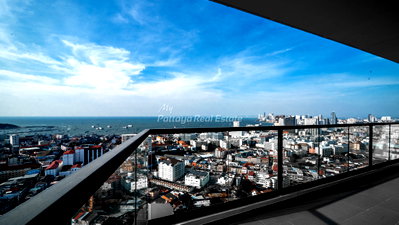 Condos for sale : 🛏️ 2 Bed - 🛁 2 Bath - 🏙️ Sea View - 🌏 FOREIGN name - 🏢 Arcadia Millennium Tower Pattaya - Ref: ARCM19