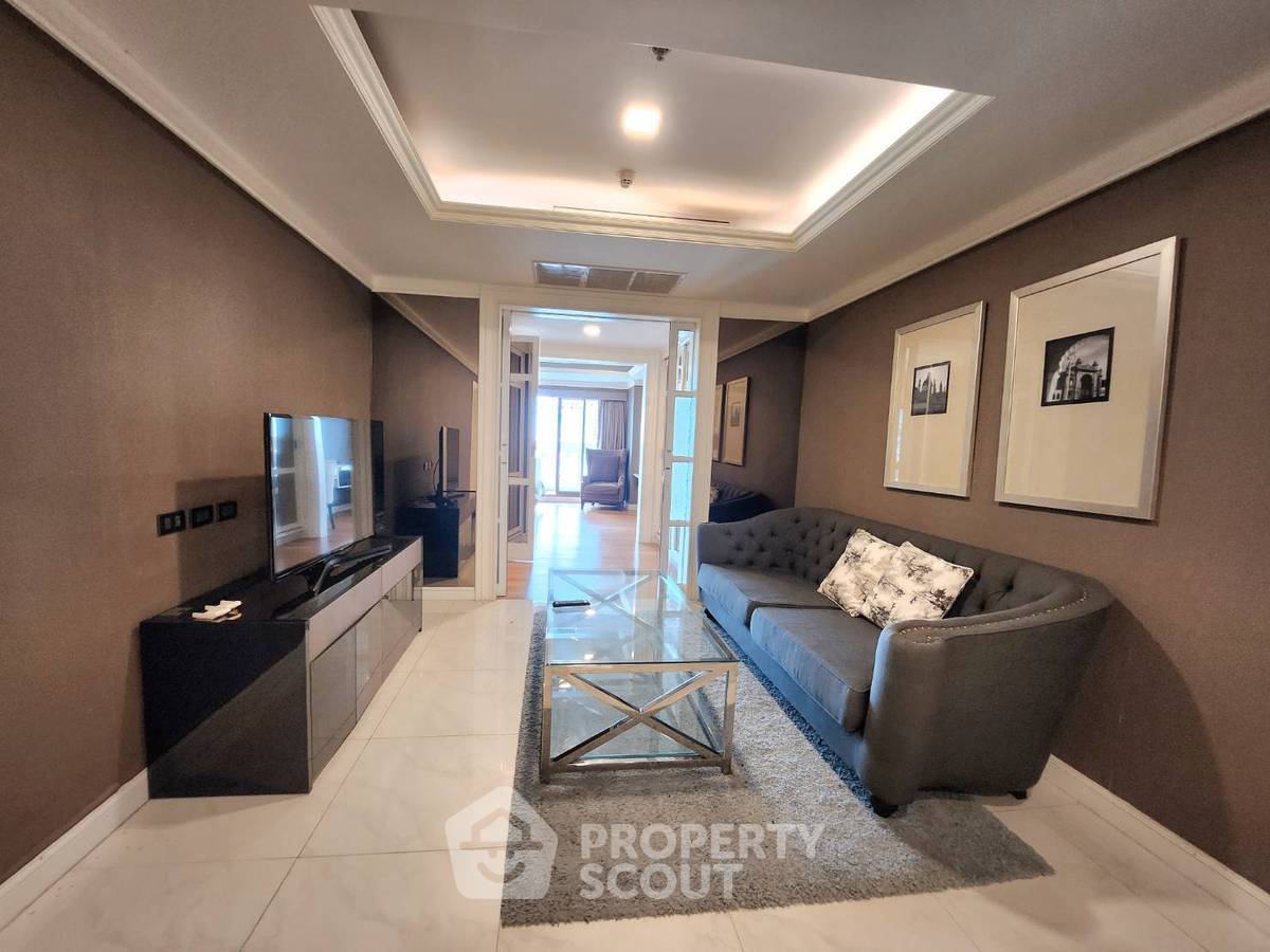 รูป คอนโด 1 ห้องนอน 68 ตร.ม. ที่ Nusa State Tower ใกล้ BTS สะพานตากสิน 400 ม. (ID 2682728) - รูปที่ 1/11