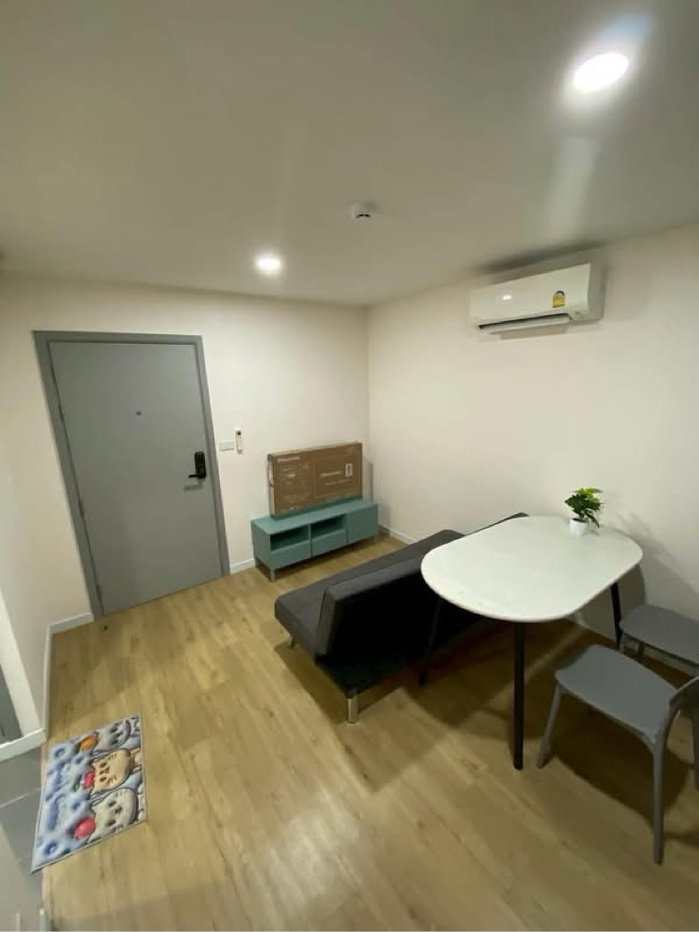 picture Live your best life Attitude BU! ✨ Available now: A stunning unit right across from BU Rangsit. Outer view • Building: B, 7th Floor • Size: 31 sq.m. - 4/9