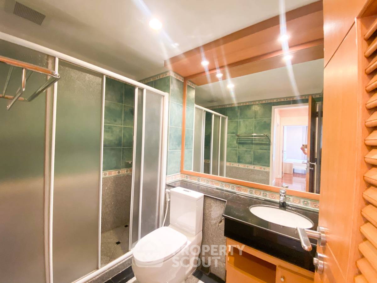 picture 2-BR Condo at Grand Langsuan Condominium near BTS Ratchadamri (ID 3034893) - 8/14