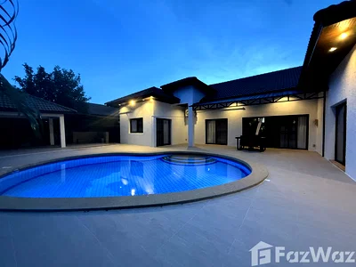 Houses for sale Chonburi : Newly refreshed 4-beds Pool Villa for Sale - Laurel Park 6497118