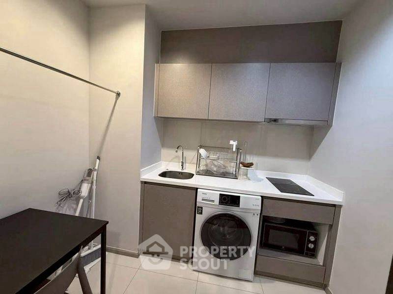 picture 1-BR Condo, Life Asoke - Rama 9, 300m to MRT Phra Ram 9 (ID 3037195) - 3/5