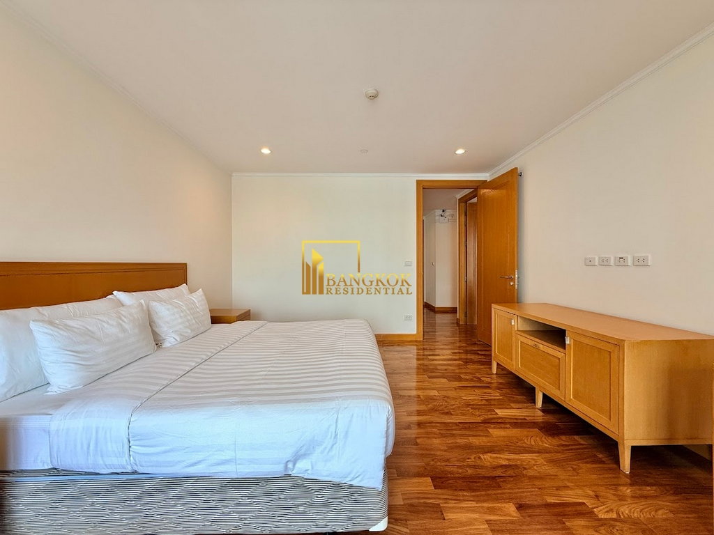 รูป Expansive 3 Bedroom Luxury Apartment in Phrom Phong Area - BR21113AP - รูปที่ 27/59