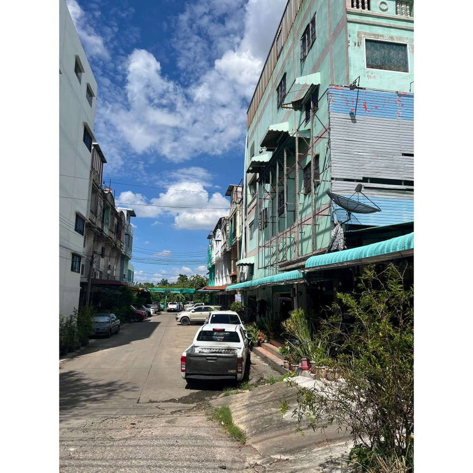 รูป ขาย เช่าตึกแถว 4 ชั้น 2 คูหาริมสุด ทำเลดี อำเภอกระทุ่มแบน จังหวัดสมุทรสาคร - รูปที่ 7/8