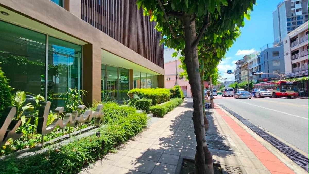 รูป ให้เช่าพื้นที่อาคารริมถนนประดิพัทธ์ - รูปที่ 4/13