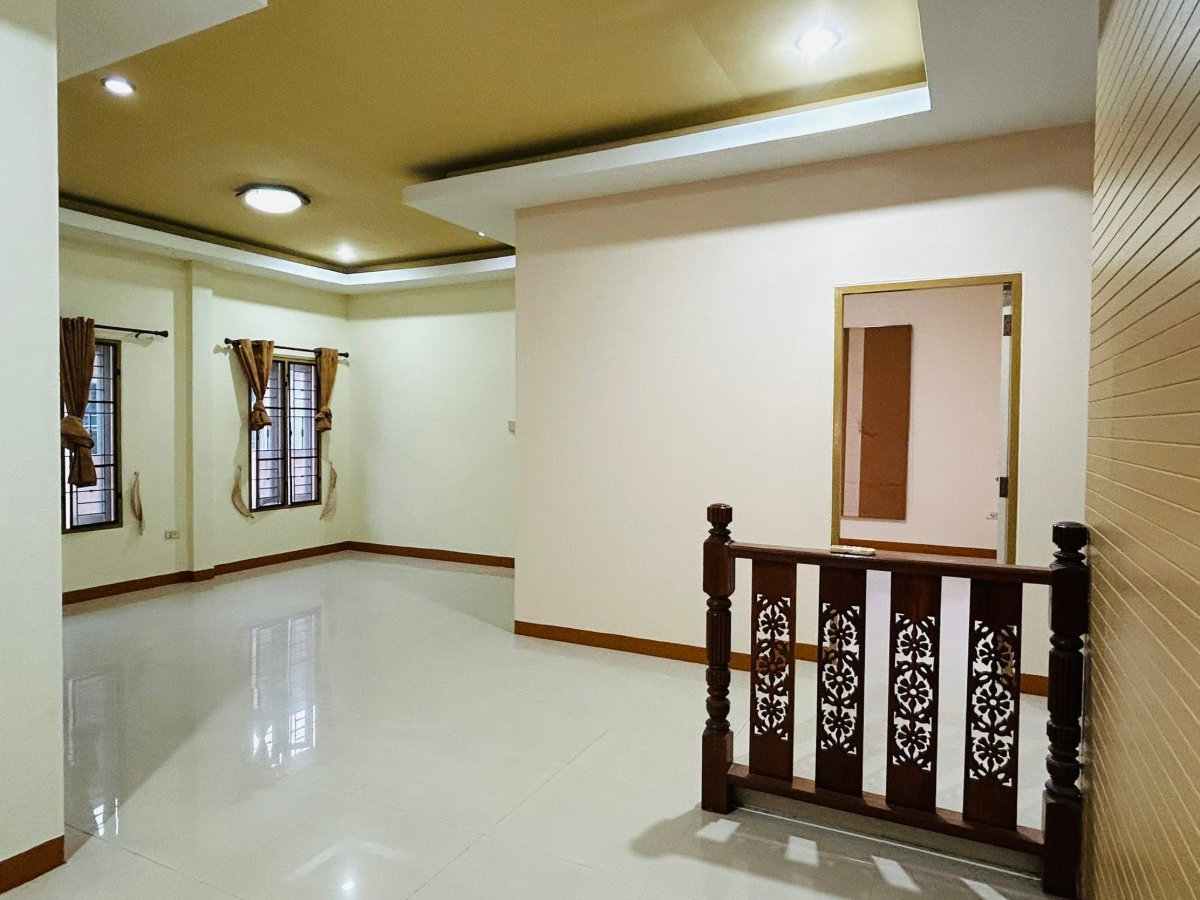 picture Single house for rent in a prime location in central Rayong (Suan Si Mueang) - 4/9