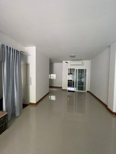 3-bed townhouse for rent, 20 sq wah, The Ricco Town Watcharapol