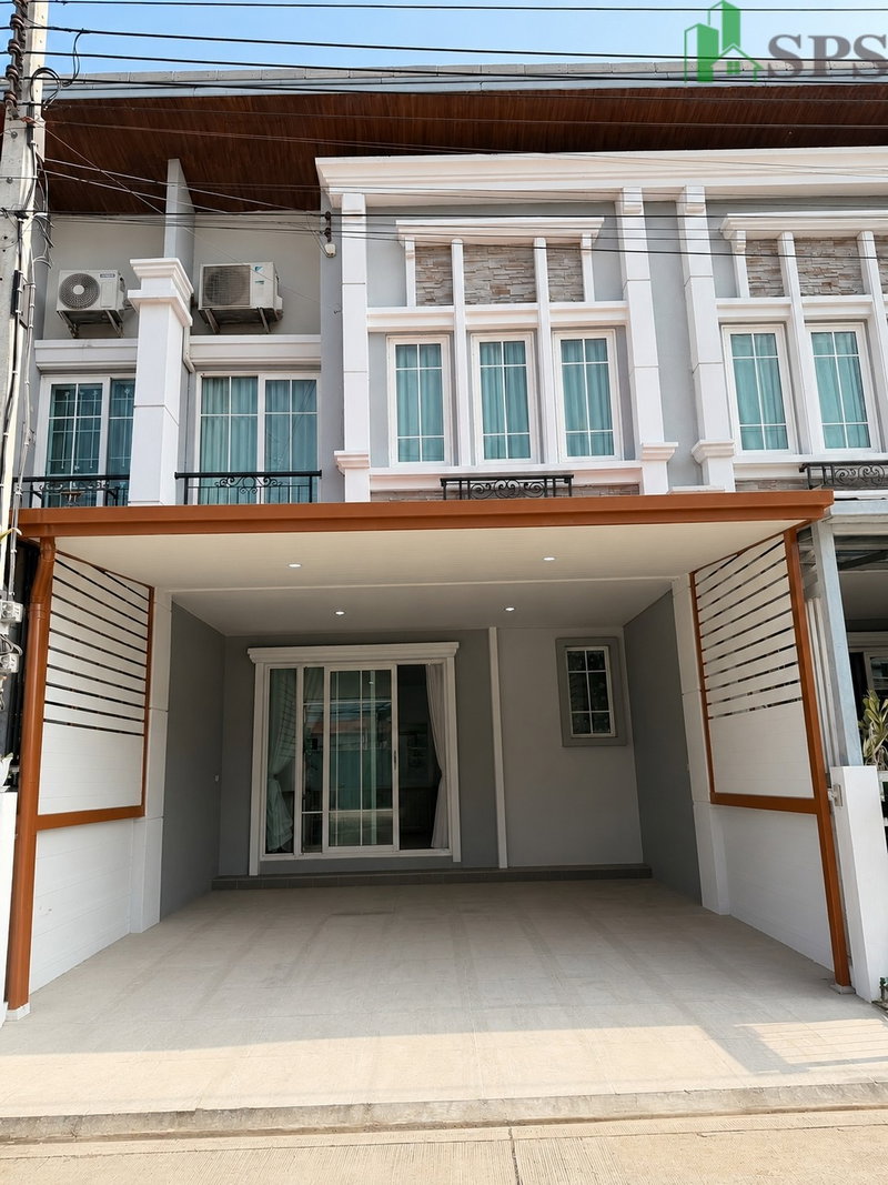 Townhouses for rent : Townhome for rent Golden Town Sukhumvit-Bearing ( SPSEVE2011 )