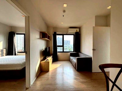 Condos for rent : Escent High-Rise Condo for Rent