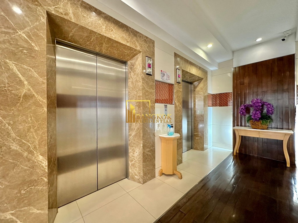 รูป Expansive 3 Bedroom Luxury Apartment in Phrom Phong Area - BR21113AP - รูปที่ 56/59