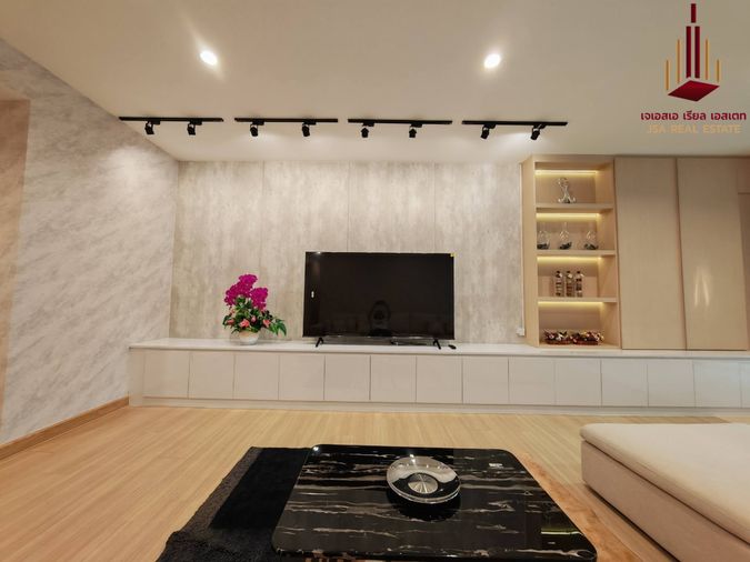 3-bed condo for rent, 140 sqm, Baan Sathorn Chaopraya