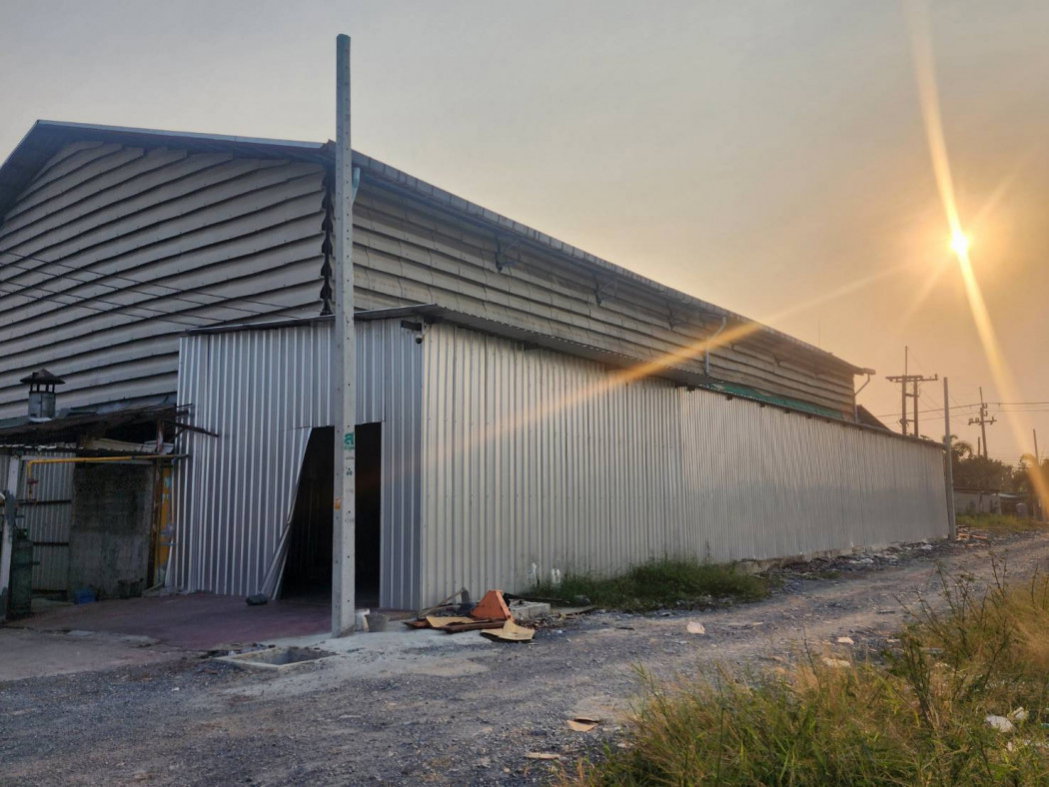 picture Factory for sale in Sam Phran district, Nakhon Pathom province. 480 sq m, 1 rai 77 sq wah. - 3/4