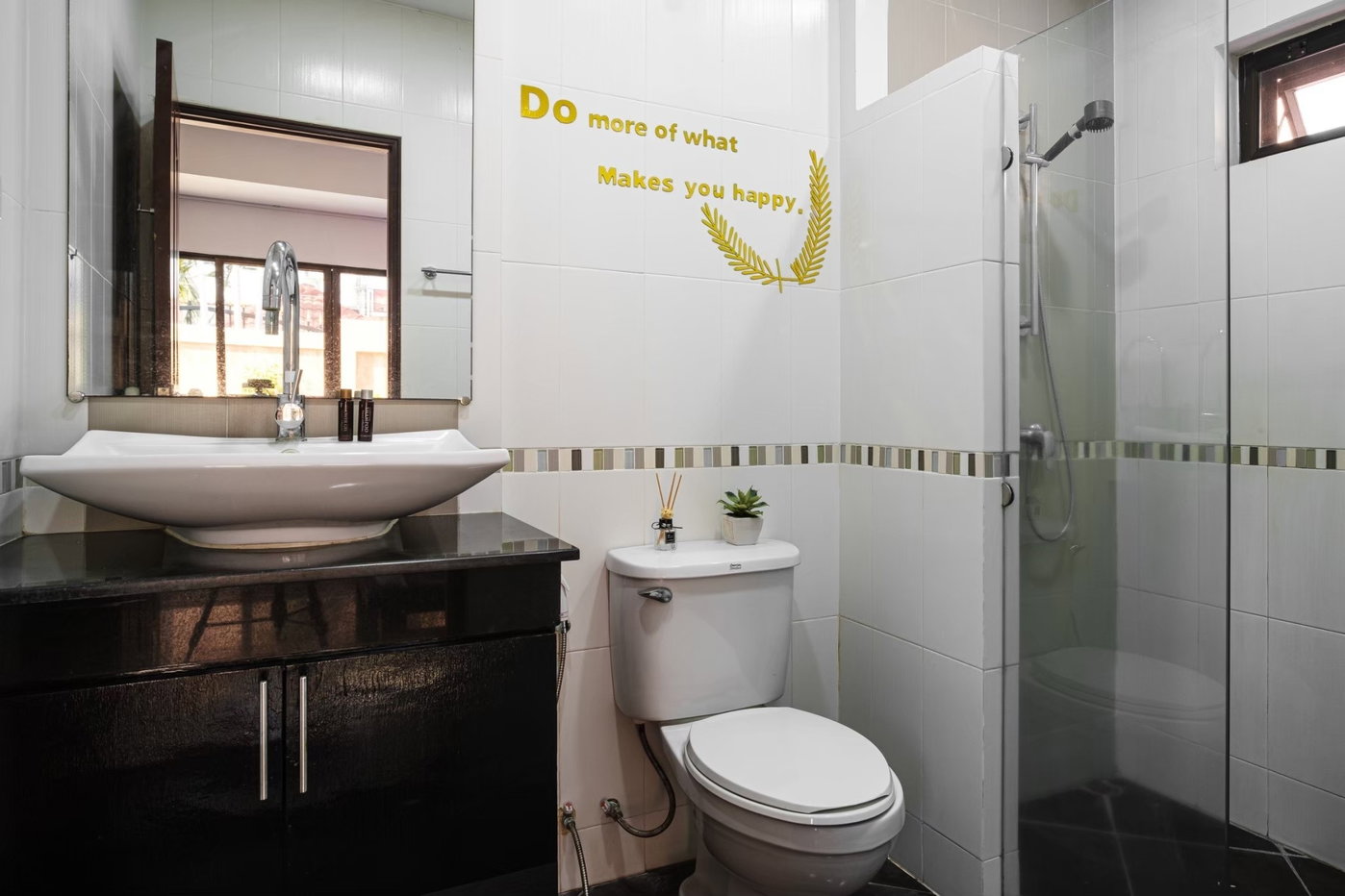 รูป Pet Friendly Italian Style Pool Villa for Rent North Pattaya - รูปที่ 12/13
