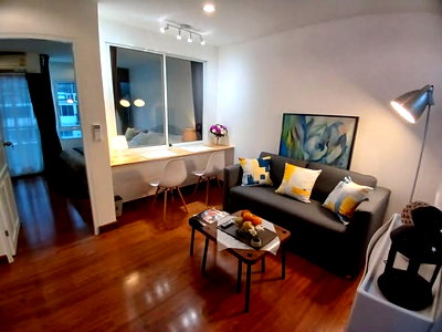 ขายคอนโด : 🔥ขาย คอนโด ทำเลใจกลางเมือง ✅ สุรวงศ์ ซิตี้ รีสอร์ท Surawong City Resort ใกล้ MRT สามย่าน / BTS ช่องนนทรี