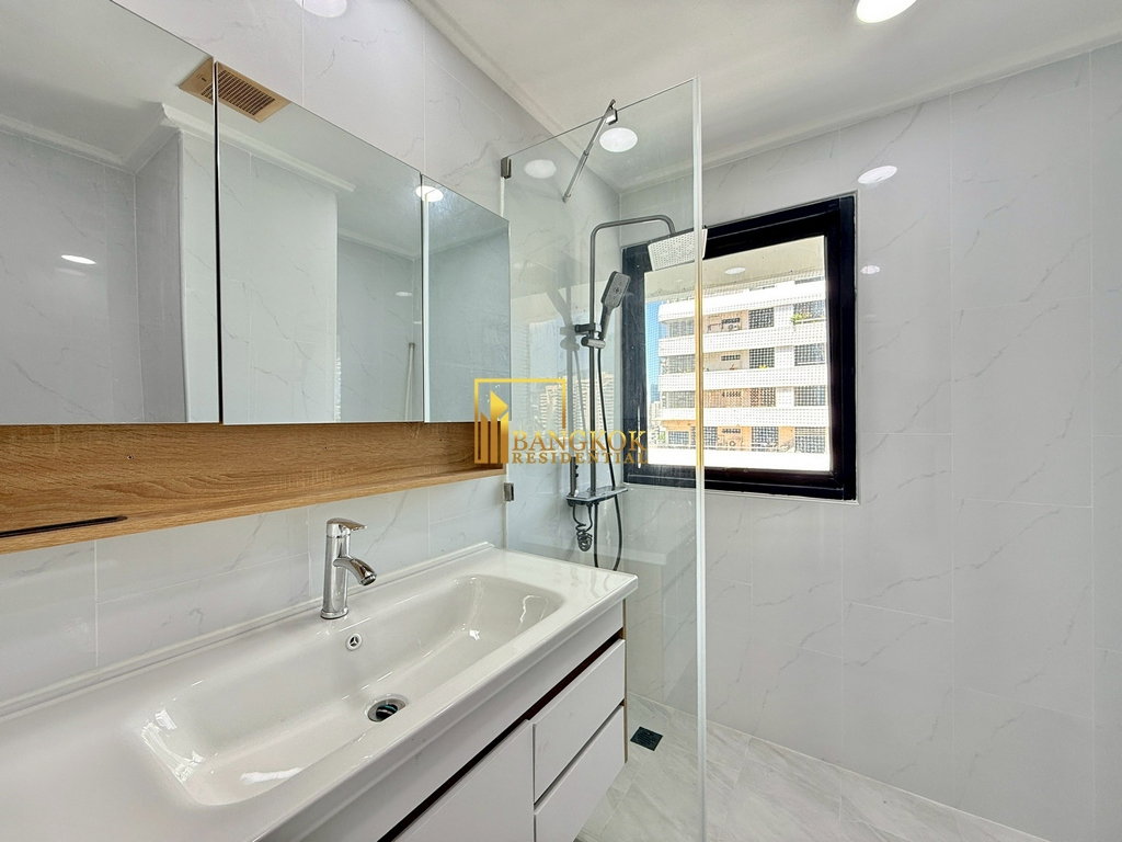 รูป Sukhumvit Park | Great Value 3 Bedroom Condo in Nana Area - BR16066CD - รูปที่ 19/32