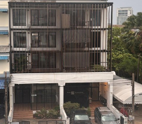 รูป ให้เช่าสำนักงาน 4.5 ชั้น Renovate ใหม่ทั้งตึก แอร์ 9 เครื่อง ซอยสุขุมวิท 62 ซอยริมทางด่วน 2 ใกล้ BTS ใกล้ ทางด่วน /เหมาะเป็นสำนักงาน จดบริษัทได้ - รูปที่ 2/12