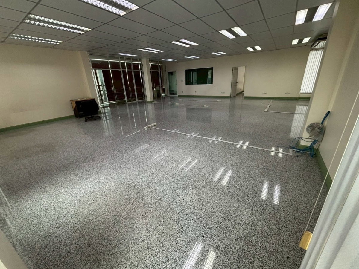picture Rent office 600 sq.m. near Central Rama2 - 9/11