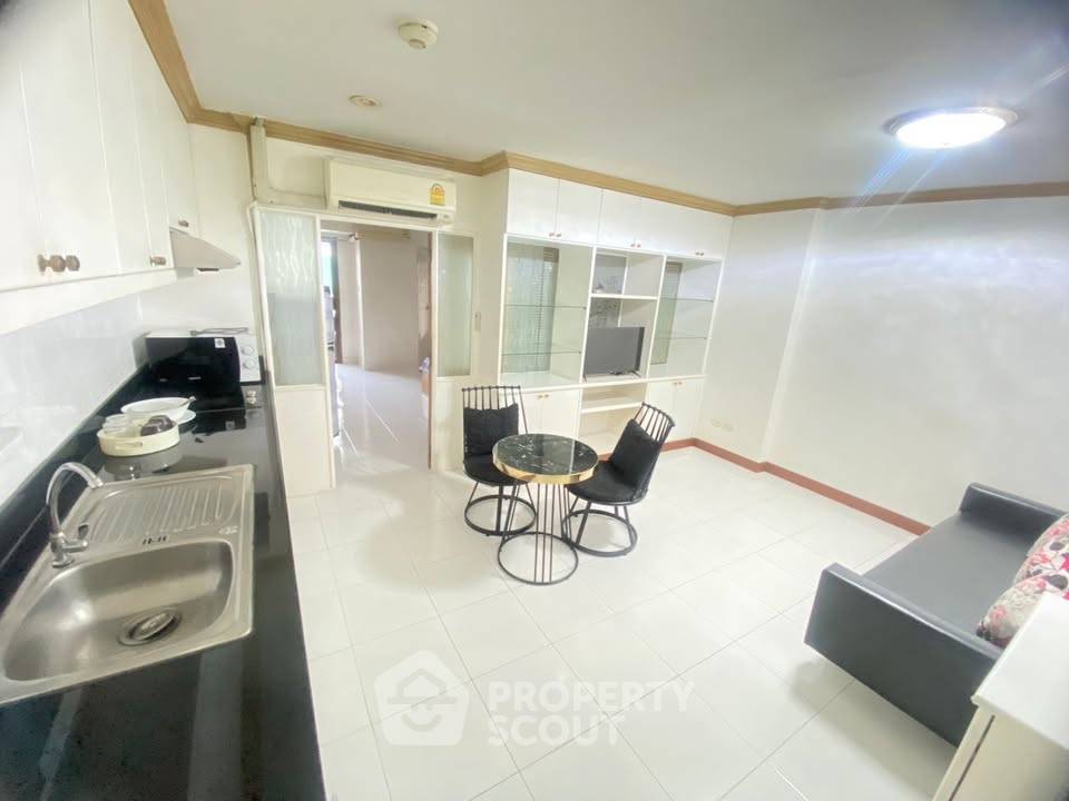 picture 1-BR Condo at Rin House Condominium near MRT Sukhumvit (ID 3035984) - 16/19