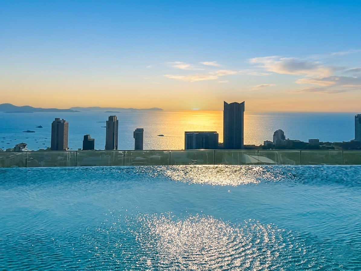 picture ONCE Pattaya Condominium for Sale Sea View Studio Unit - 10/11