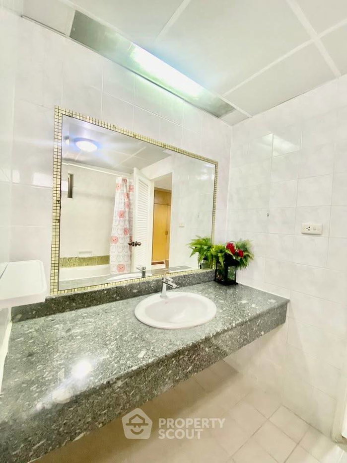 picture 1-BR Condo at Rin House Condominium near MRT Sukhumvit (ID 3035984) - 17/19