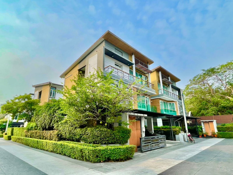 ขายบ้านเดี่ยว : *HOT*ขายบ้านเดี่ยว 3 ชั้น The Gallery House Pattern เดอะ แกลเลอรี่ เฮ้าส์ แพทเทิร์น 4นอน 5น้ำ 57ตรว. ต่อเติมแล้ววัสดุเกรดพรีเมี่ยม แปลงมุม สงบ!!!!