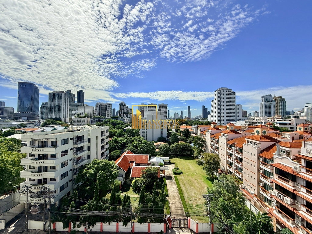 รูป Remarkable 4 Bedroom Duplex Penthouse in Phrom Phong Area - BR21452AP - รูปที่ 7/56