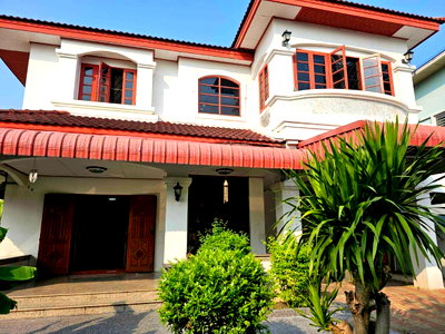 เช่าบ้านเดี่ยว ถนนพุทธมณฑล สาย 1 : บ้านให้เช่าทำเลดี ตลิ่งชัน ฉิมพลี 28 ใกล้สถานีรถไฟฟ้าสายสีแดงสถานีตลิ่งชัน ใกล้สายใต้ใหม่
