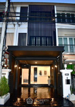 ทาวน์เฮ้าส์ 3-ห้องนอน ที่ คาซ่า ซิตี้ ลาดพร้าว ใน นวมินทร์ (ID 2082949)