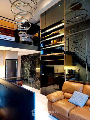 Condos for sale : High-Floor 1-BR 46 Sqm At The Lofts Silom, 400m to BTS Surasak (ID 1468047)