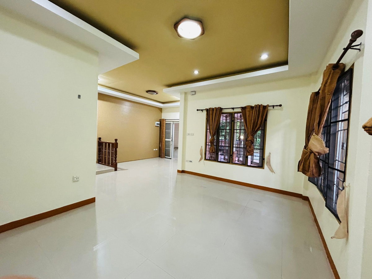 picture Single house for rent in a prime location in central Rayong (Suan Si Mueang) - 3/9