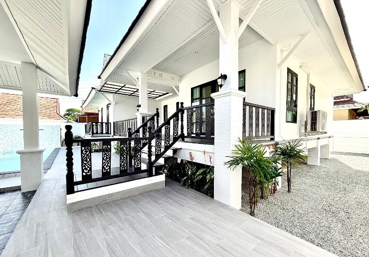 picture Single house with private pool for sale  - 19/22