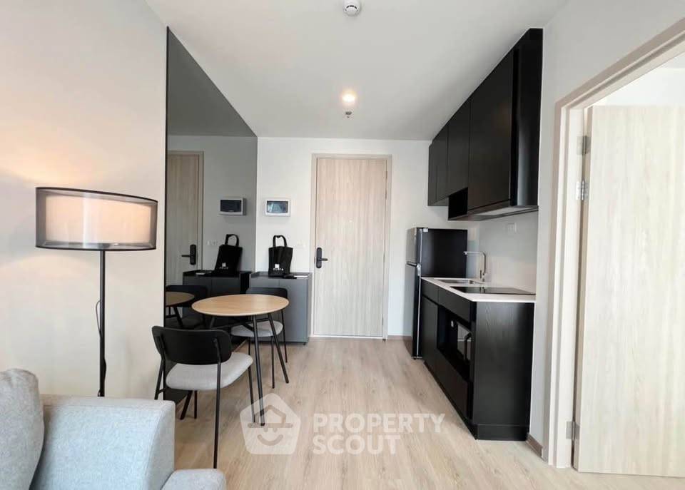 picture 1-BR Condo At Nue District R9, 200m To MRT Phra Ram 9 (ID 3039166) - 2/6