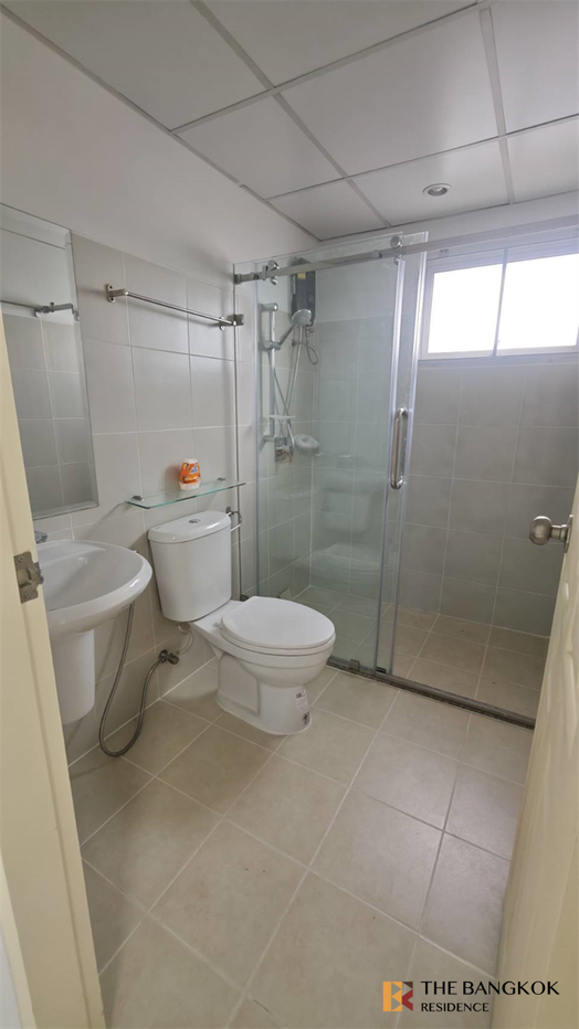 picture Supalai Park Ratchayothin Book quickly before the room is gone!! - 8/10