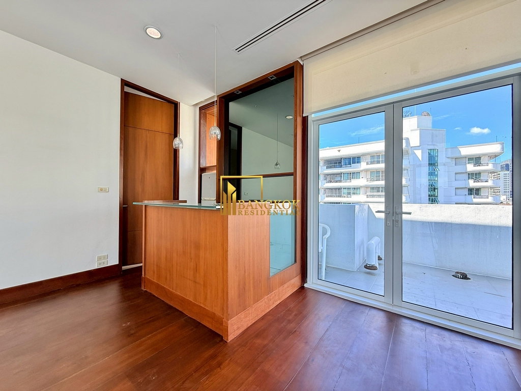 รูป Remarkable 4 Bedroom Duplex Penthouse in Phrom Phong Area - BR21452AP - รูปที่ 33/56
