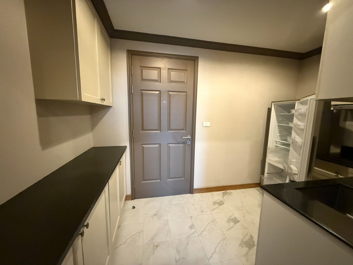 picture Code: 26KJ3353  for rent The Reserve Kasemsan 3 🔥🔥 Line ID: @kjcondo (with @)🔥🔥 - 13/18