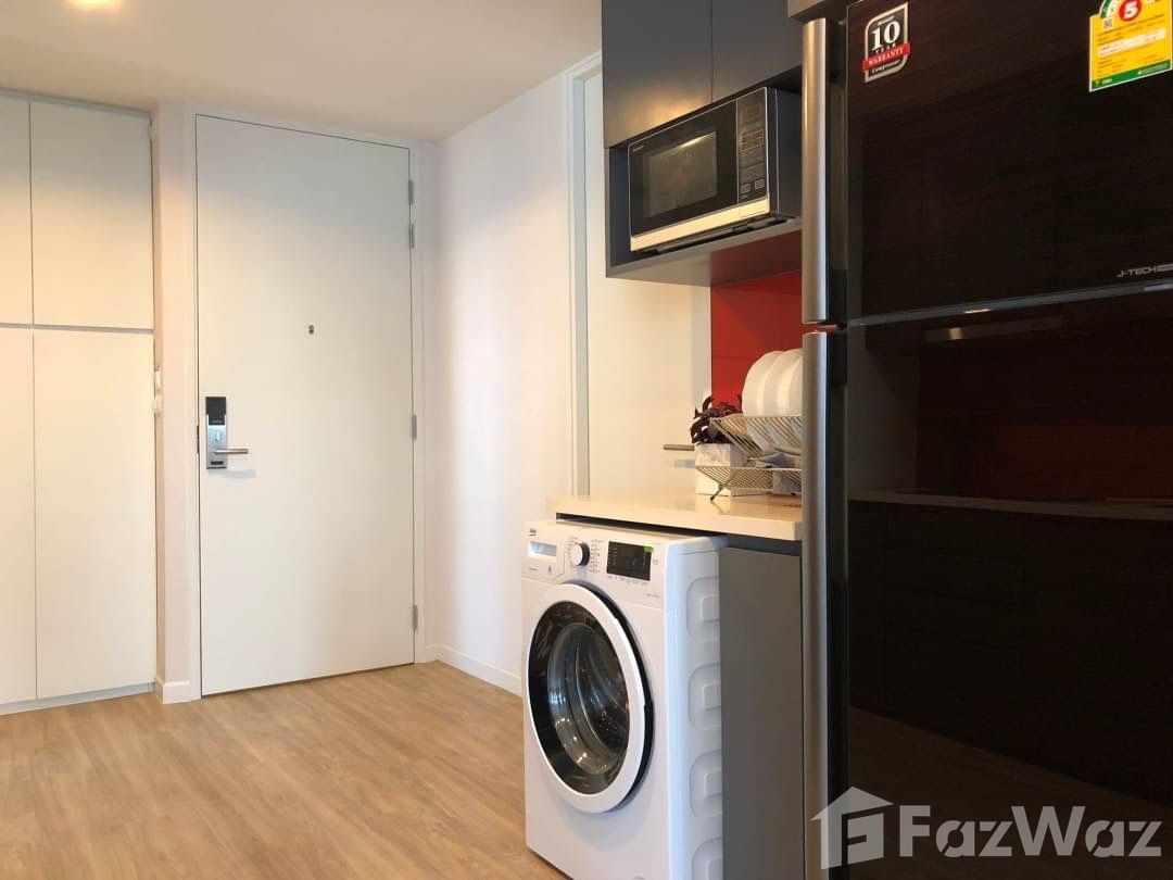 picture 2 Bedroom Condo for rent at Siamese Surawong 1052960 - 10/11