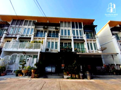 Townhouses for sale Nonthaburi : Townhome for Sale – Golden City Pinklao–Charan, 3 Floors, Prime Location