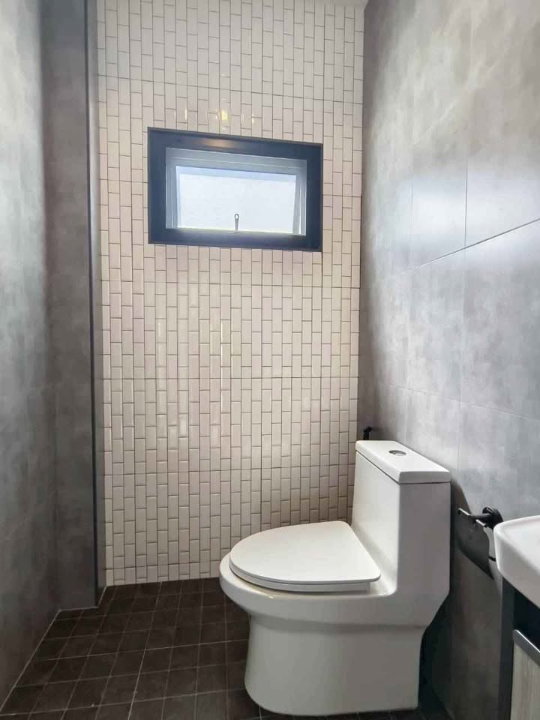 picture Two storey house for rent with 3 bedrooms,3 toilets and 1 kitchen.  - 7/15